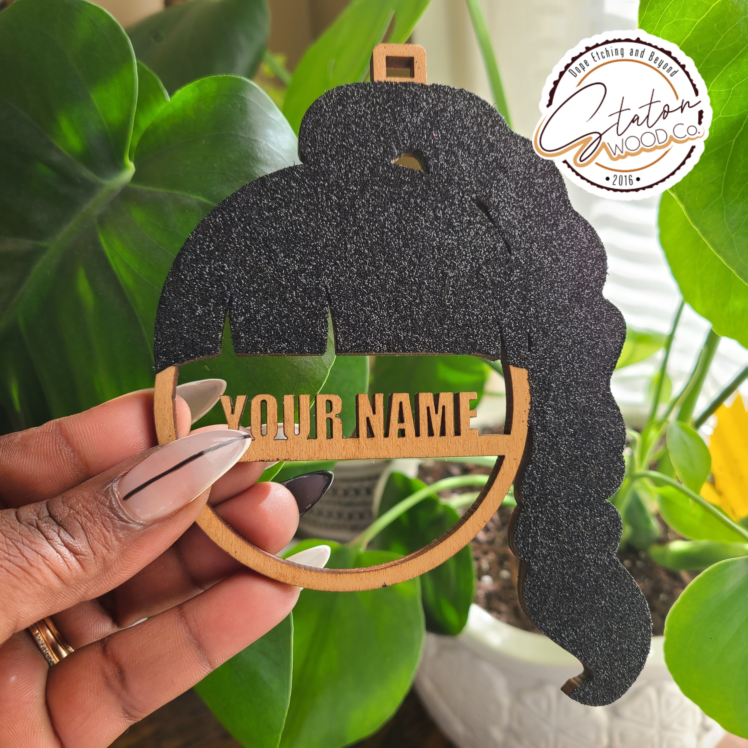 Personalized Queen Ornament 1
